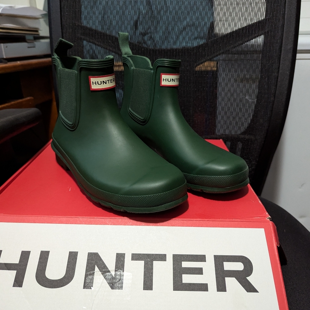 Hunter Chelsea Boots size 9